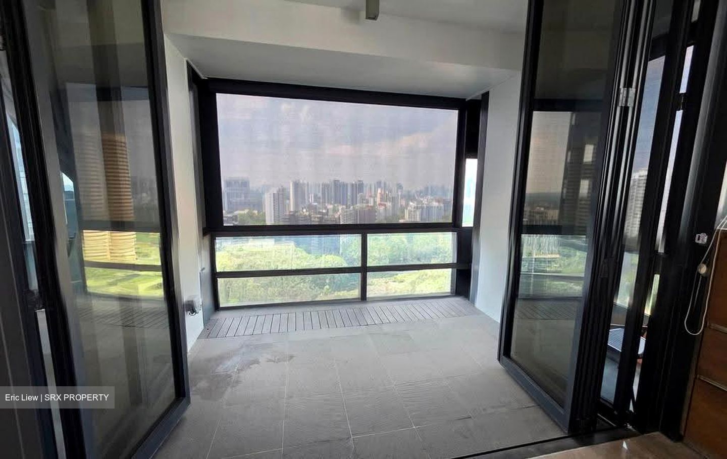 Nouvel 18 (D10), Condominium #629331551